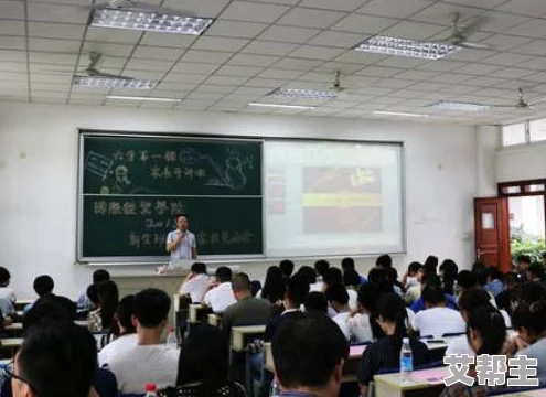 挺进女警花湿润的花苞网友推荐这部作品情节紧凑角色鲜明让人感受到强烈的代入感值得一看